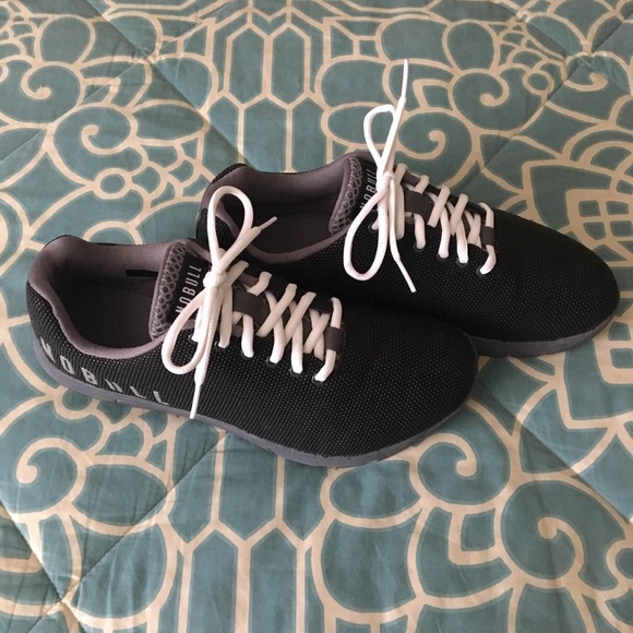 black trainers size 10